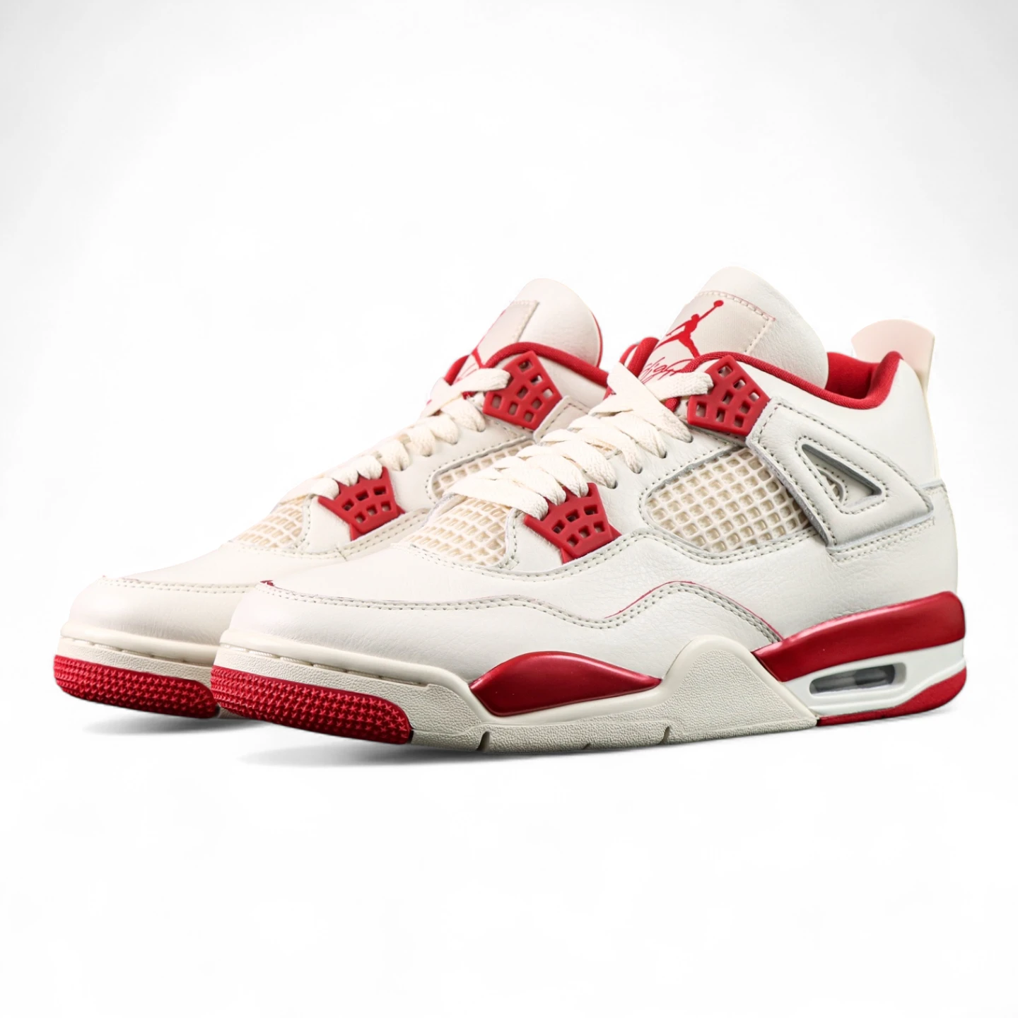 Jordan-4-Retro-Sierra-Red-2026.webp Jordan 4 Retro Sierra Red 2026