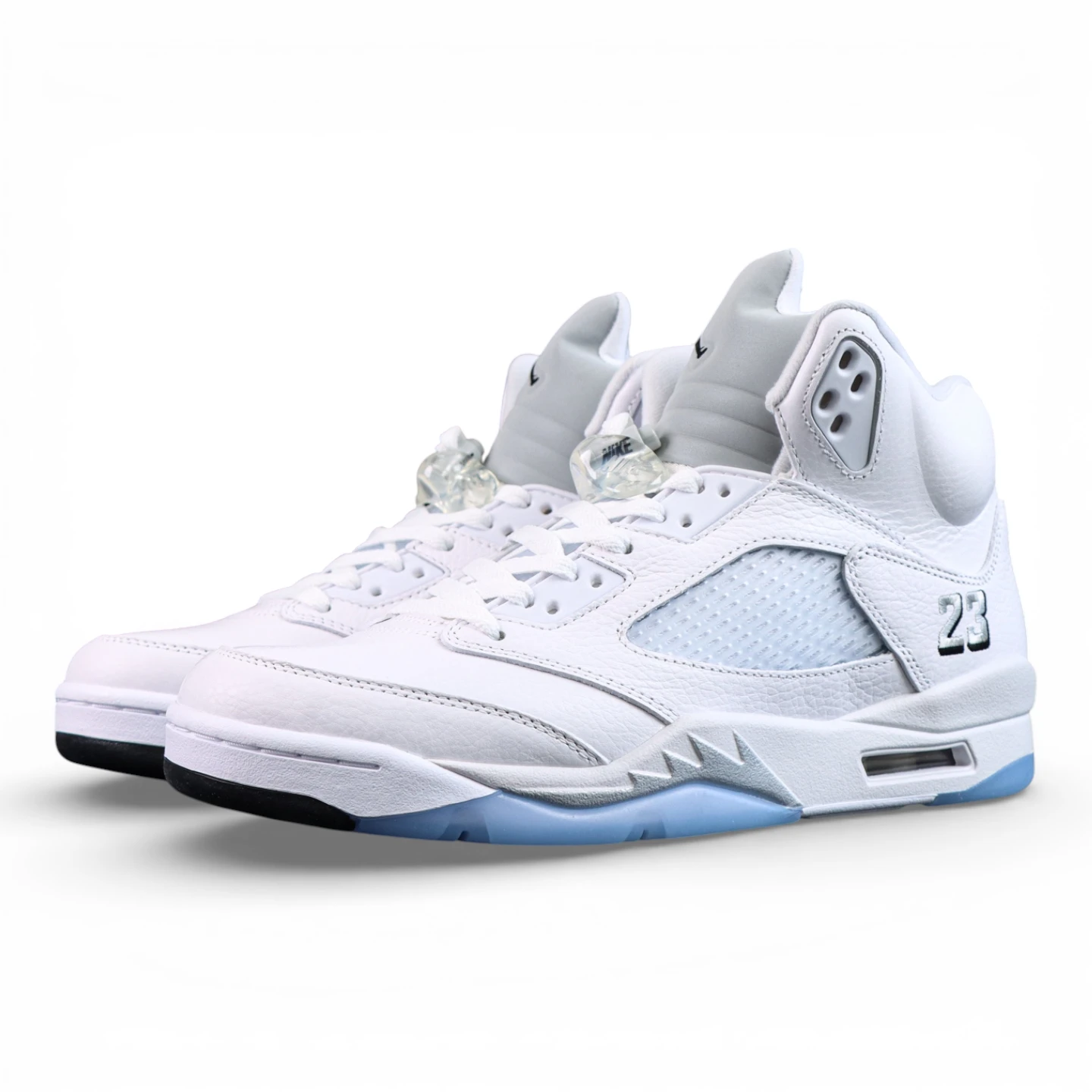 Jordan 5 Retro White Metallic 2026
