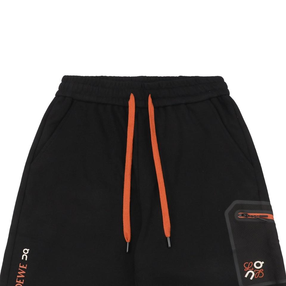 L-On-Collaboration-Floral-Emblem-Silicone-Logo-Shorts1.jpeg.webp L On Collaboration Floral Emblem Silicone Logo Shorts