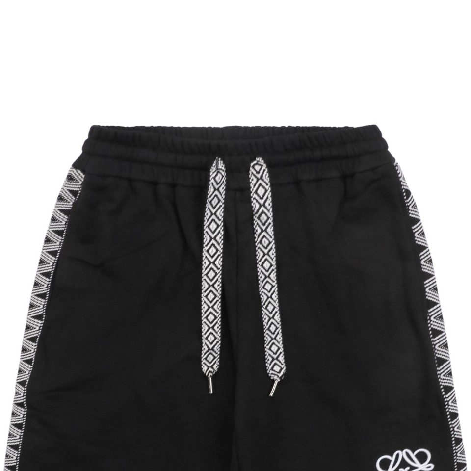 L-Side-Stripe-Floral-Logo-Embroidered-Shorts1.jpeg.webp L Side Stripe Floral Logo Embroidered Shorts