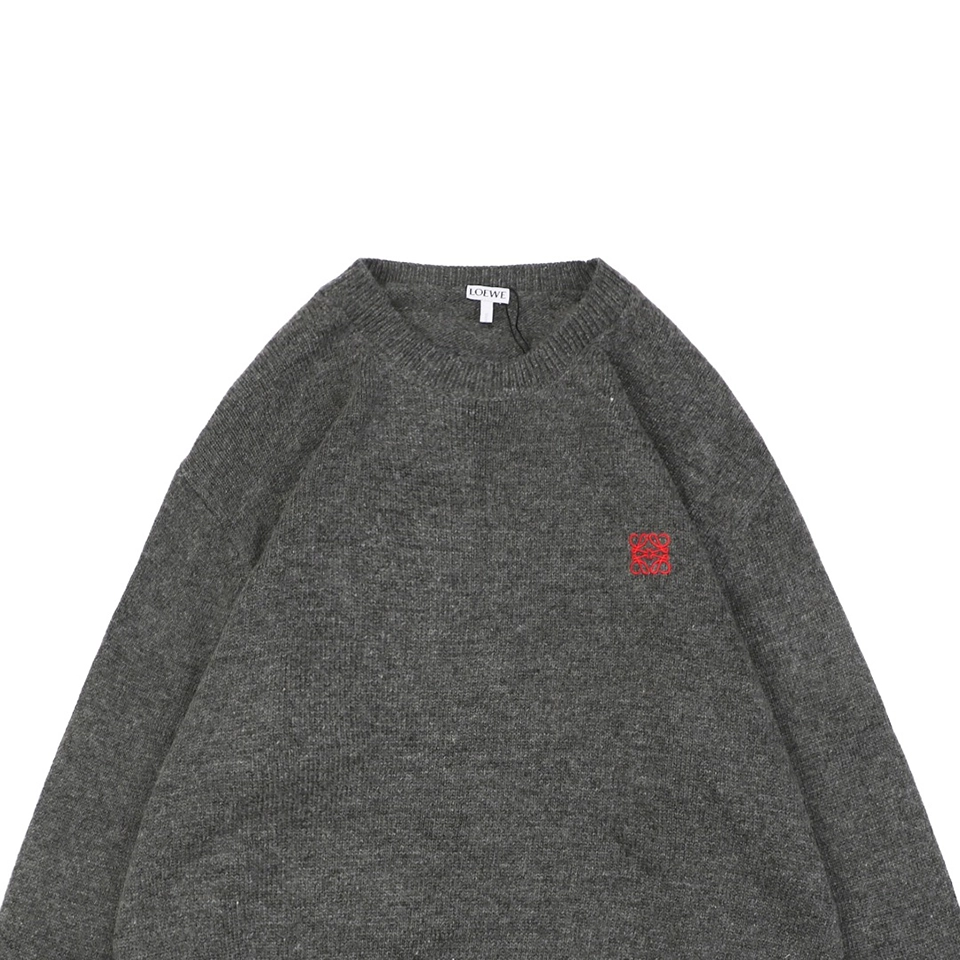 L-Wool-Embroidered-Logo-Crewneck-Sweater8.jpeg.webp L Wool Embroidered Logo Crewneck Sweater