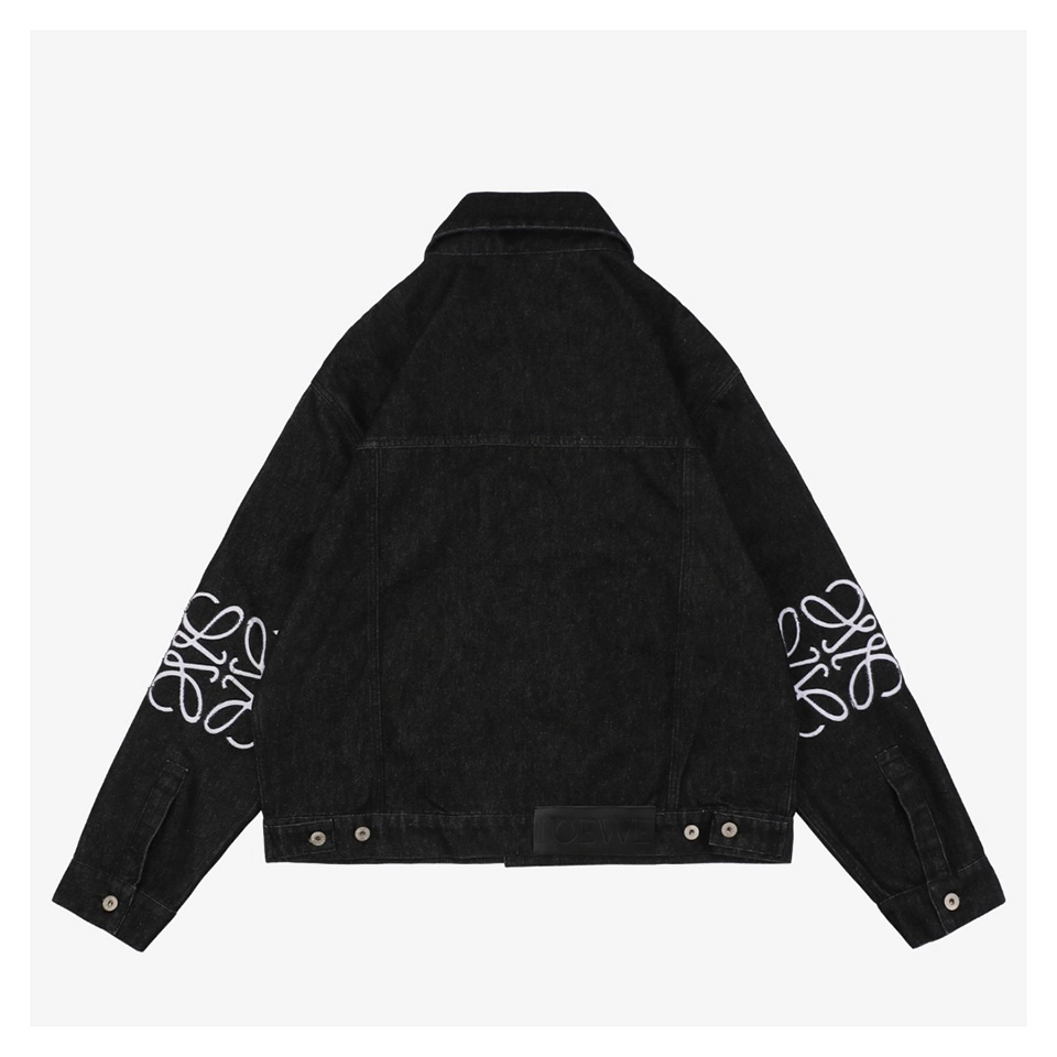 Loewe-Anagram-Embroidered-Sleeve-Denim-Jacket2.jpeg.webp L Anagram Embroidered Sleeve Denim Jacket