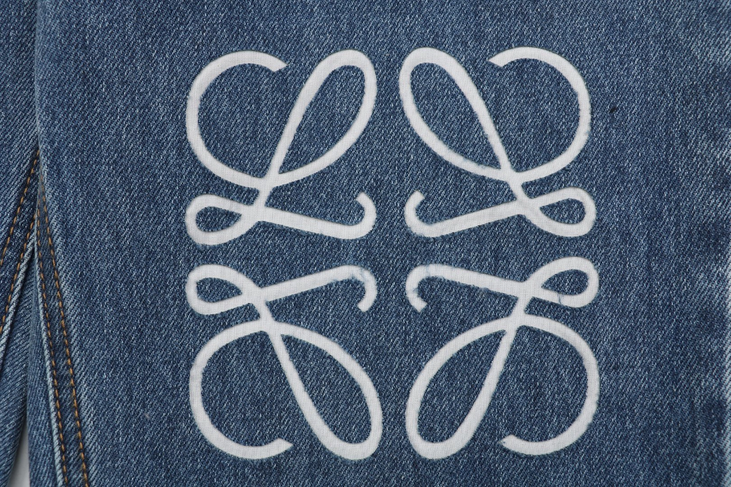Loewe-Anagram-Knee-Panel-Denim-Trousers9.jpeg.webp L Anagram Knee Panel Denim Trousers