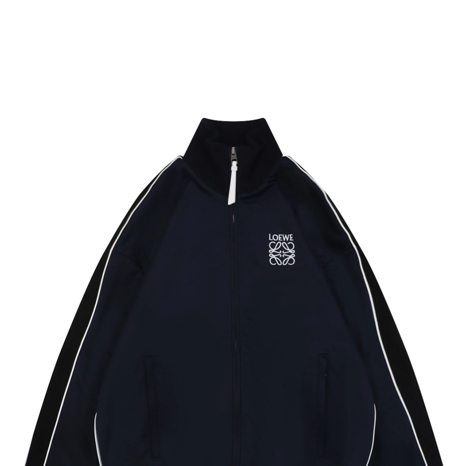 Loewe-Floral-Logo-Embroidered-Stand-Collar-Jacket5.jpeg.webp L Floral Logo Embroidered Stand Collar Jacket