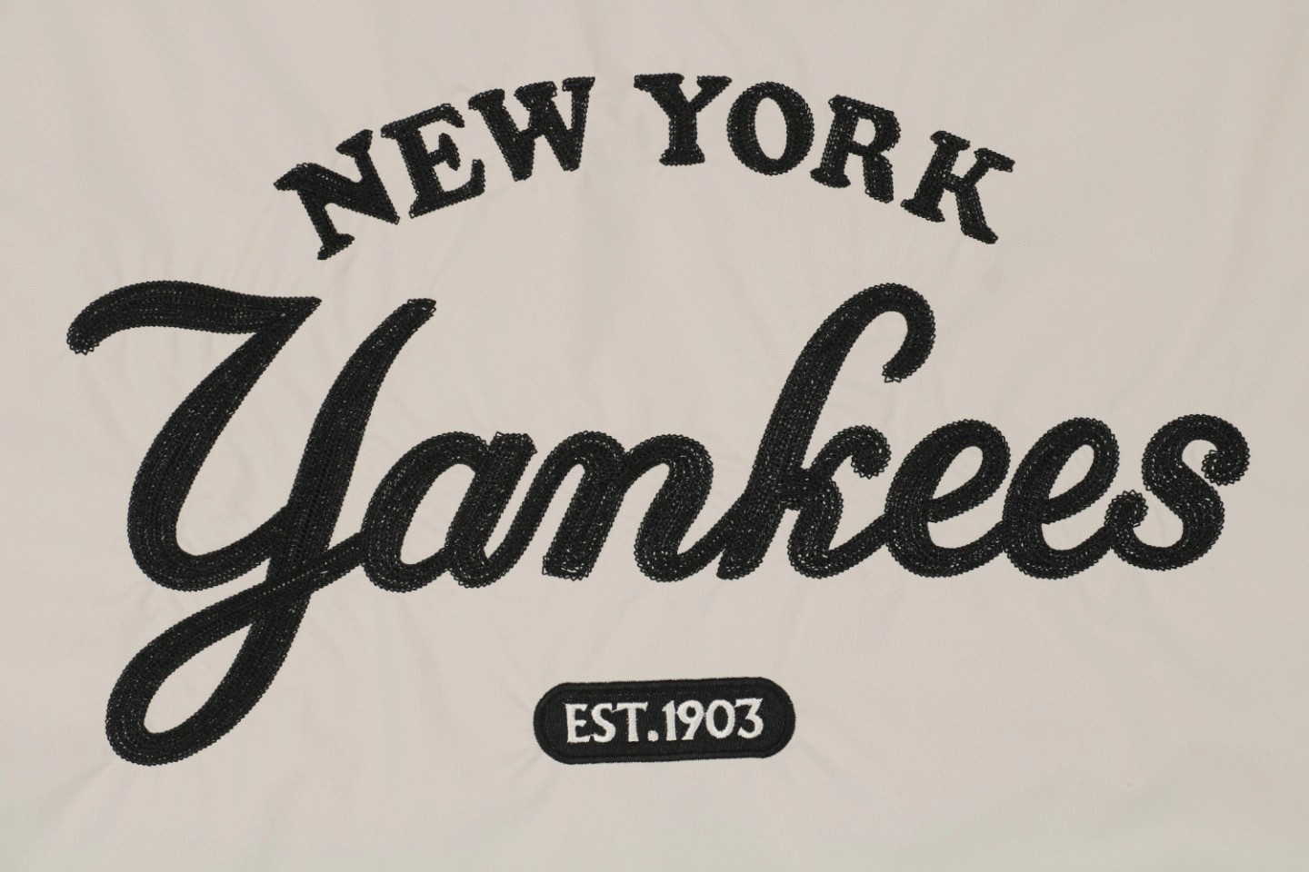 MLB-NY-Signature-Lettering-Back-Print-Hooded-Jacket-White8.jpeg.webp Mlb Ny Signature Lettering Back Print Hooded Jacket White