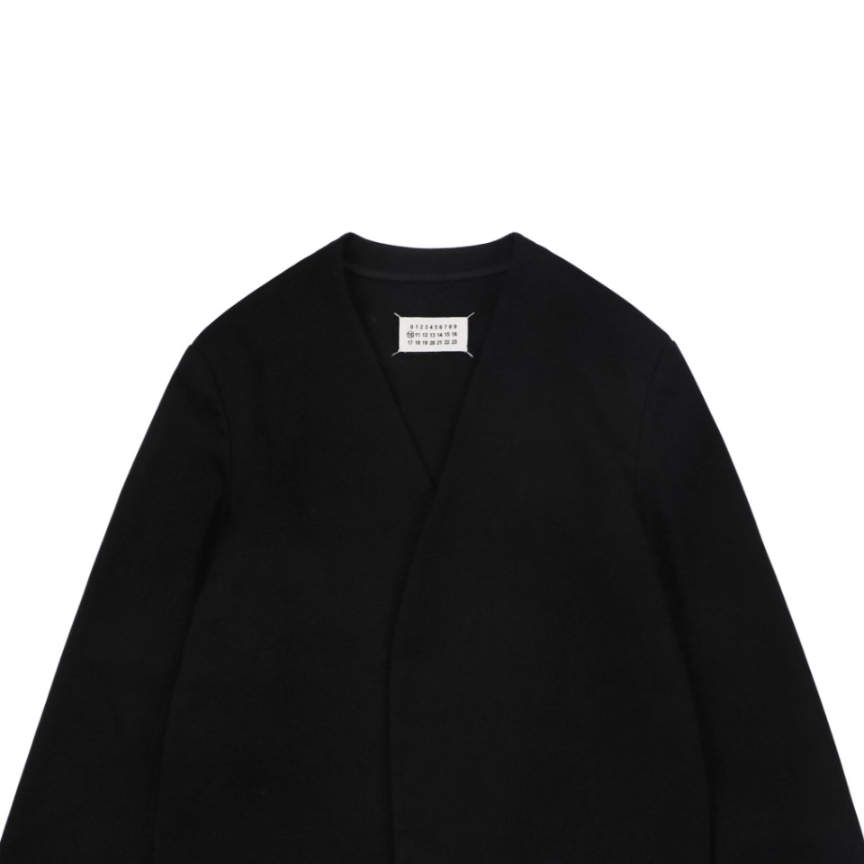 Maison-Margiela-Collarless-Wool-Blend-Suit-Jacket5.jpeg.webp Maison Margiela Collarless Wool Blend Suit Jacket