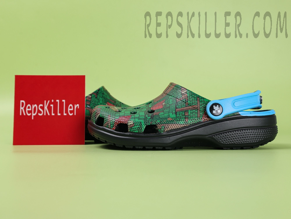 Minecraft X Classic Clog Dark Forest