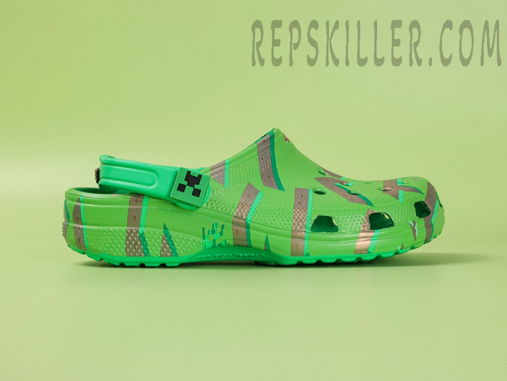 Minecraft X Classic Clog Grass Block