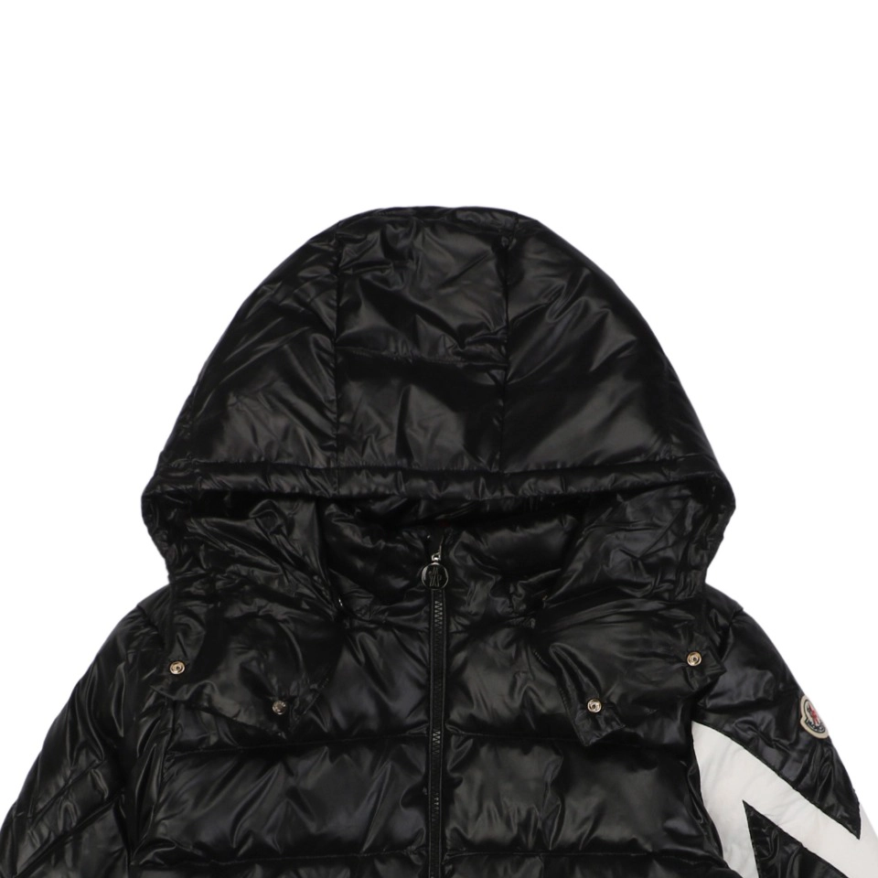 Moncler-Chevron-Stripe-Detachable-Hood-Down-Jacket3.jpeg.webp Mxxcler Chevron Stripe Detachable Hood Down Jacket