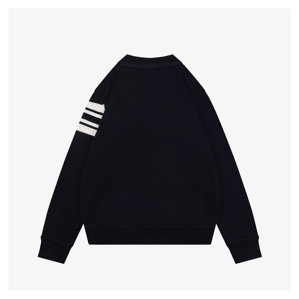 Moncler-Curved-Logo-Crewneck-Knit-Arm-Patch-Sweater12.jpeg.webp Mxxcler Curved Logo Crewneck Knit Arm Patch Sweater