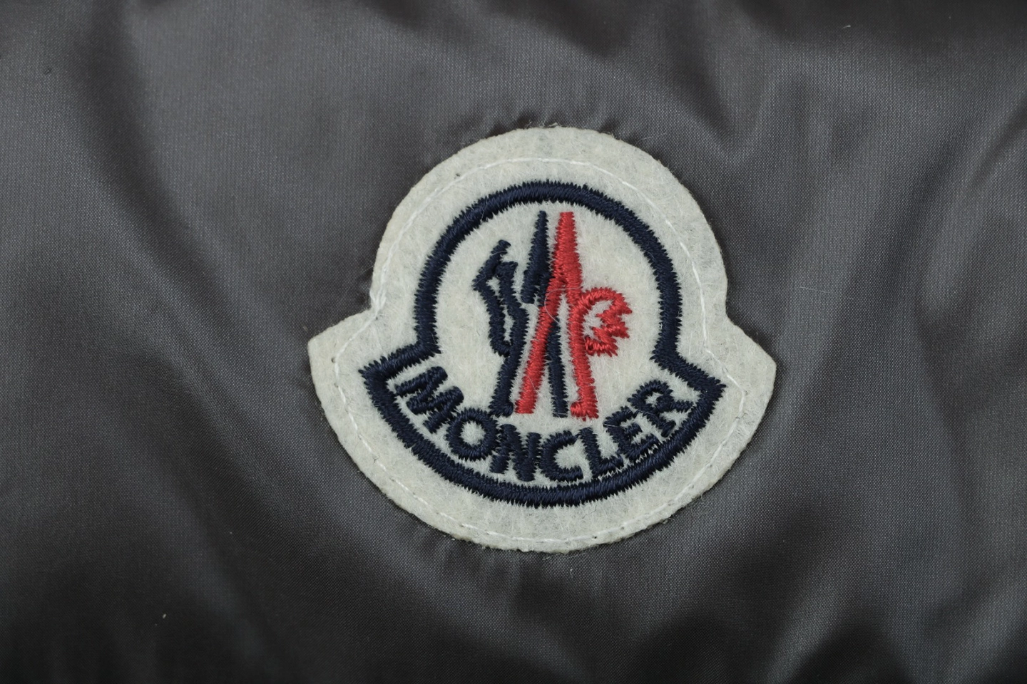 Moncler-Gui-Quilted-Lightweight-Down-Vest6.jpeg.webp Mxxcler Gui Quilted Lightweight Down Vest
