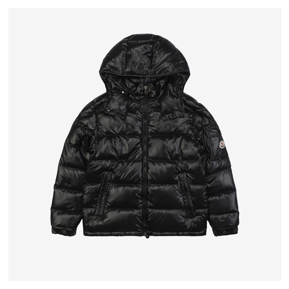Moncler-Maya-Logo-Patch-Hooded-Down-Jacket1.jpeg-1.webp Mxxcler Maya Logo Patch Hooded Down Jacket