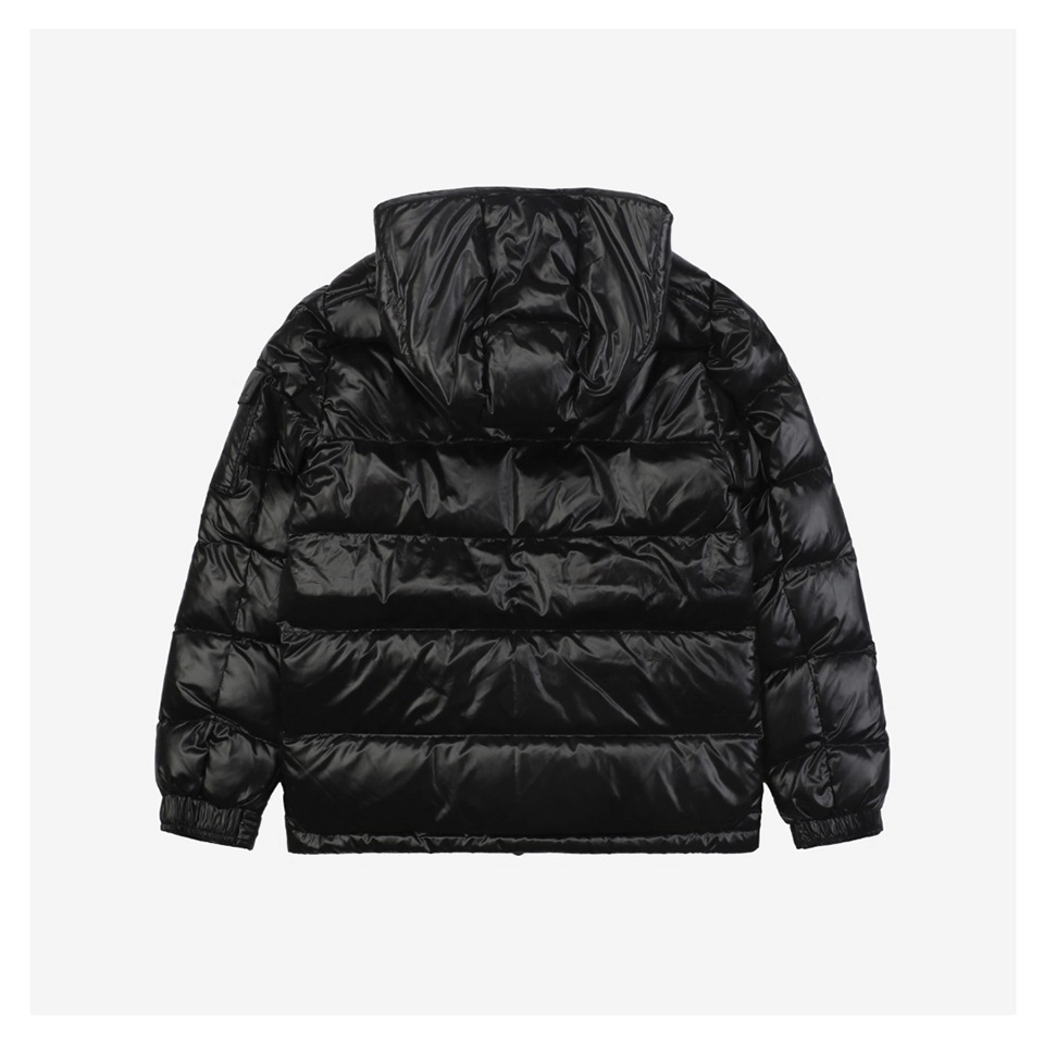 Moncler-Maya-Logo-Patch-Hooded-Down-Jacket2.jpeg.webp Mxxcler Maya Logo Patch Hooded Down Jacket
