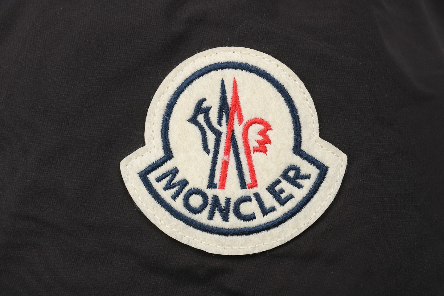 Mxxcler-Bosona-Logo-Long-Down-Jacket2.jpeg.webp Mxxcler Bosona Logo Long Down Jacket