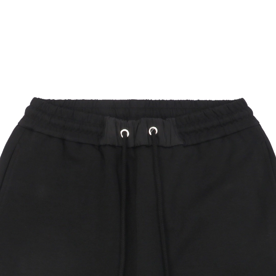 Mxxcler Contrast Back Pocket Shorts