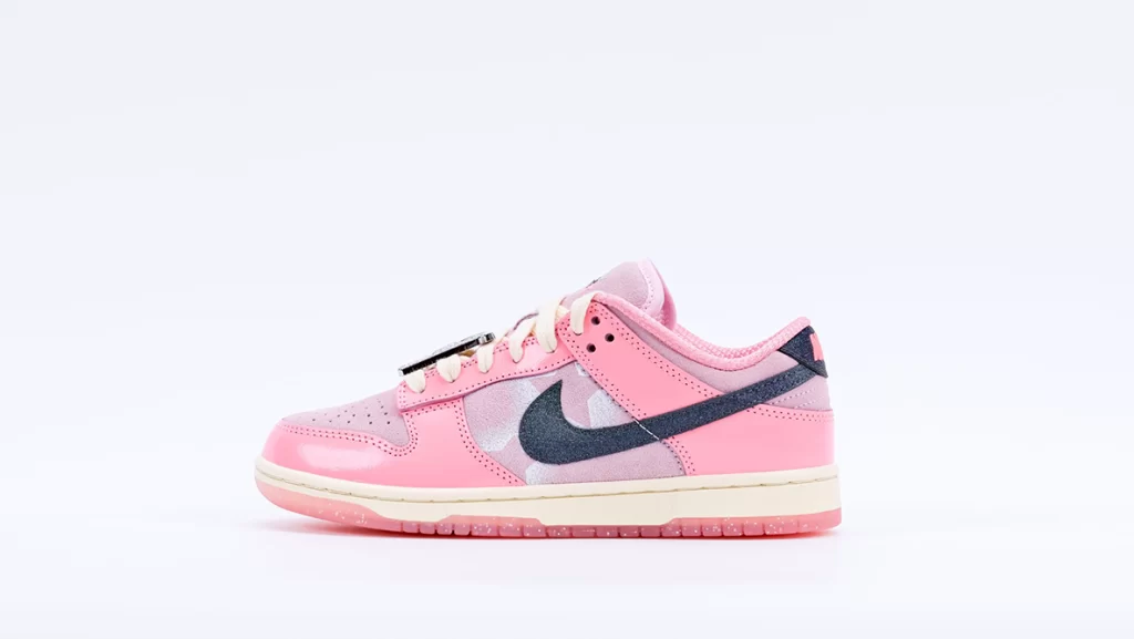 Dunk Low Lx Barbie – Image 3 Dunk Low LX 'Barbie' Replica