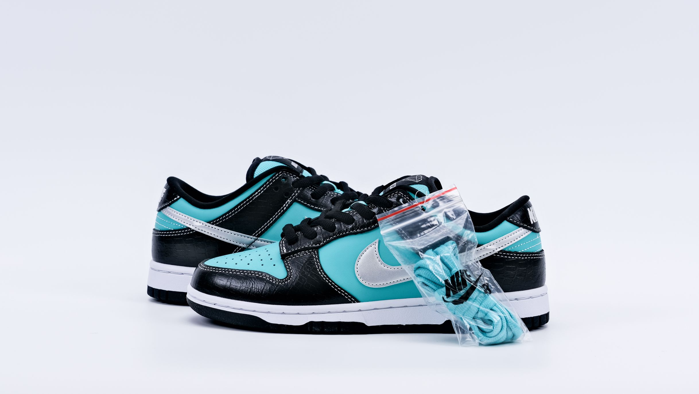 NK-Dunk-SB-Low-Diamond-Supply-Co.Tiffany10.webp Diamond Supply Co X Dunk Low Pro Sb Tiffany