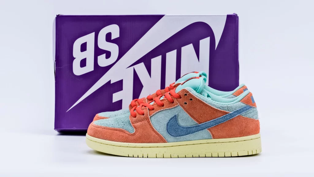 Dunk Low Sb Orange Emerald Rise – Image 1 Dunk Low SB 'Orange Emerald Rise' Reps
