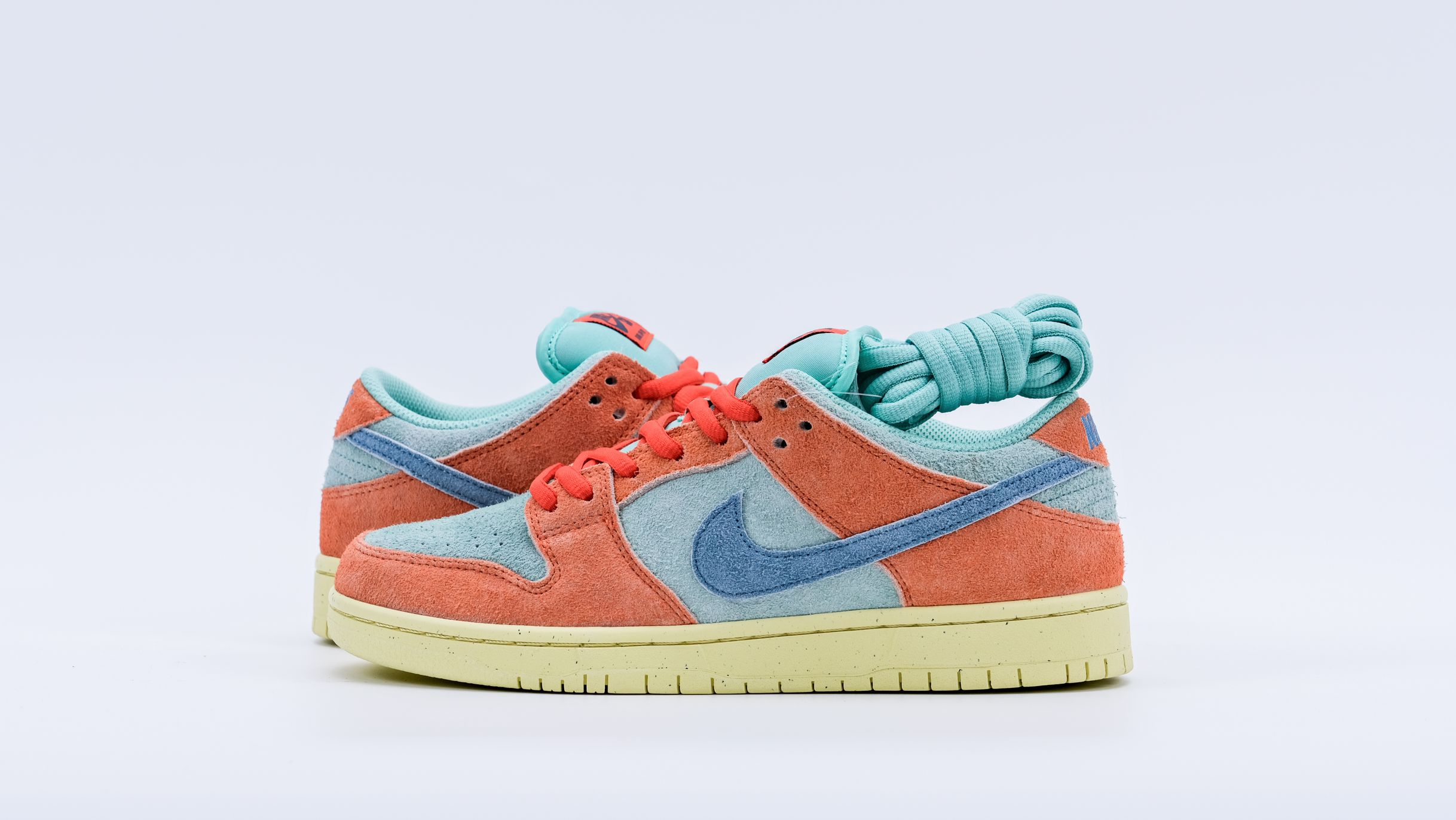 NK-SB-Dunk-Low-22Orange-Emerald-Rise226.webp Dunk Low Sb Orange Emerald Rise