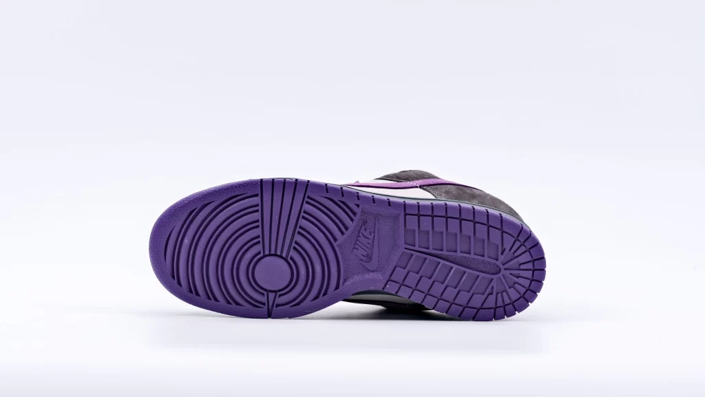 Dunk Low Pro Sb Purple Pigeon – Image 4 Dunk Low Pro SB 'Purple Pigeon' Replica
