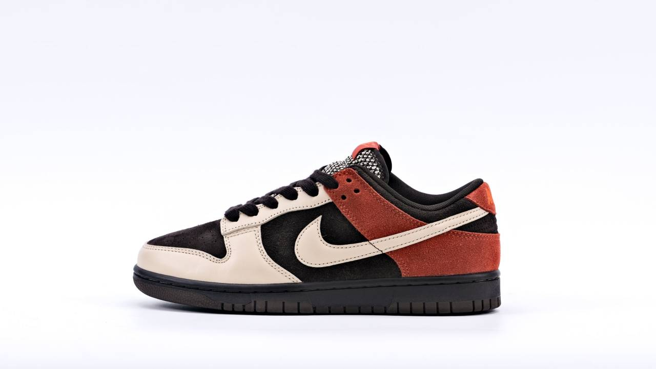 NK-SB-Dunk-Low-Red-Panda7.webp Dunk Low Red Panda