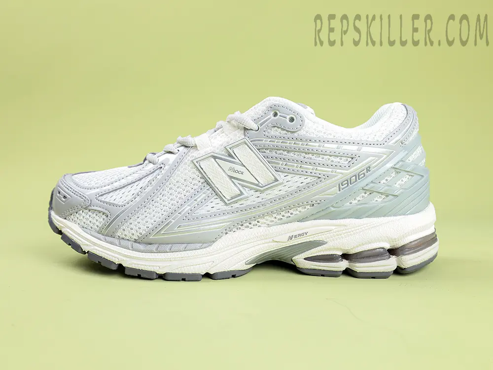 New Balance 1906R White Silver