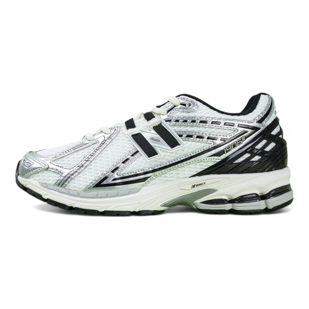 New-Balance-‘Silver-Metallic-Black.webp New Balance Silver Black