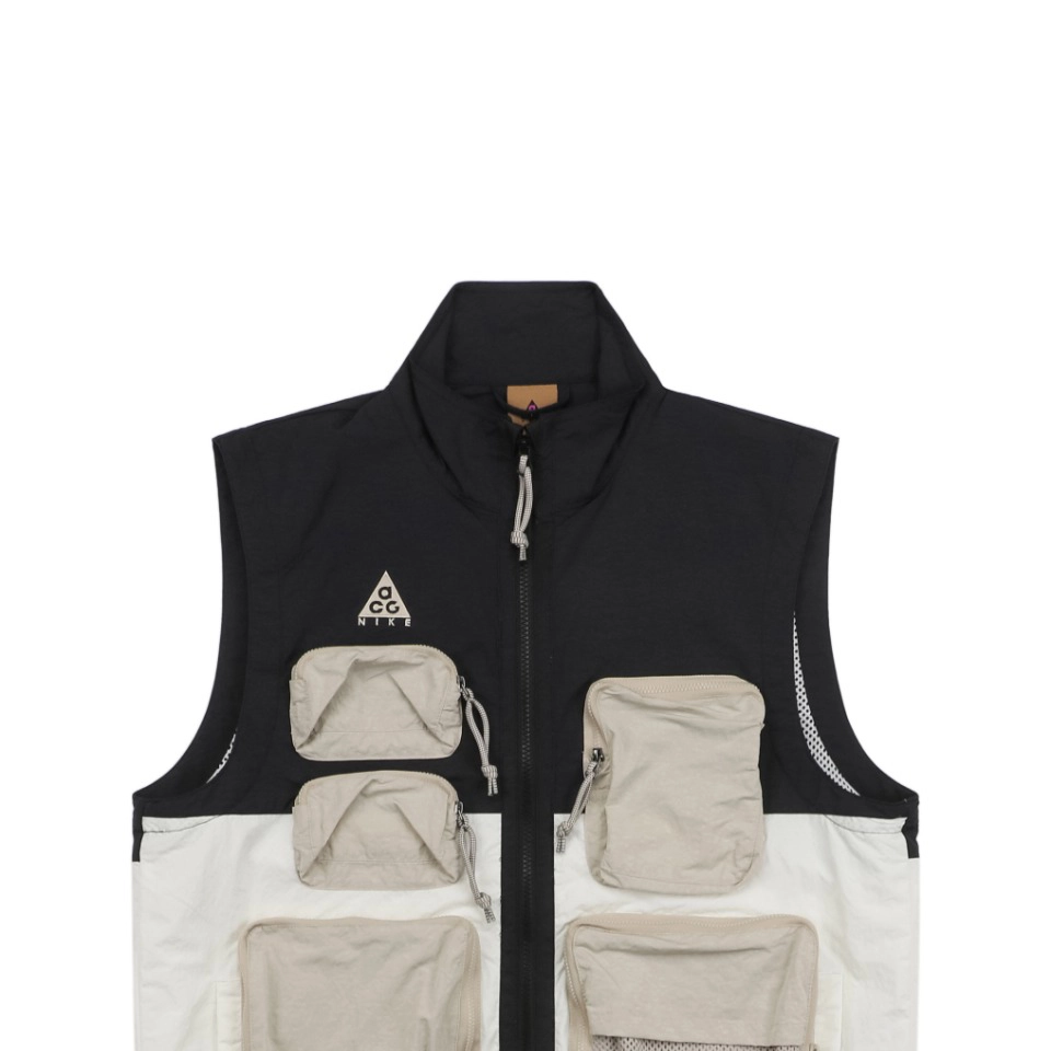 Nike Acg Multi Pocket Utility Vest