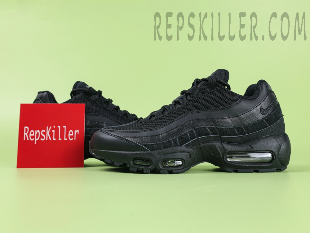 Nike Air Max 95 Essential Triple Black