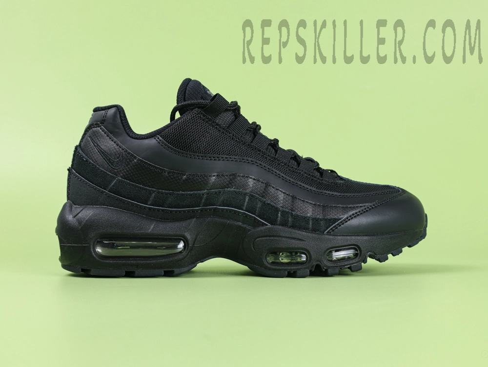 Nike Air Max 95 Essential Triple Black