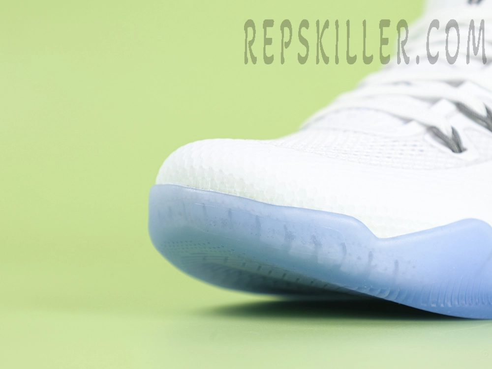 Kobe 11 Em Low Fundamental