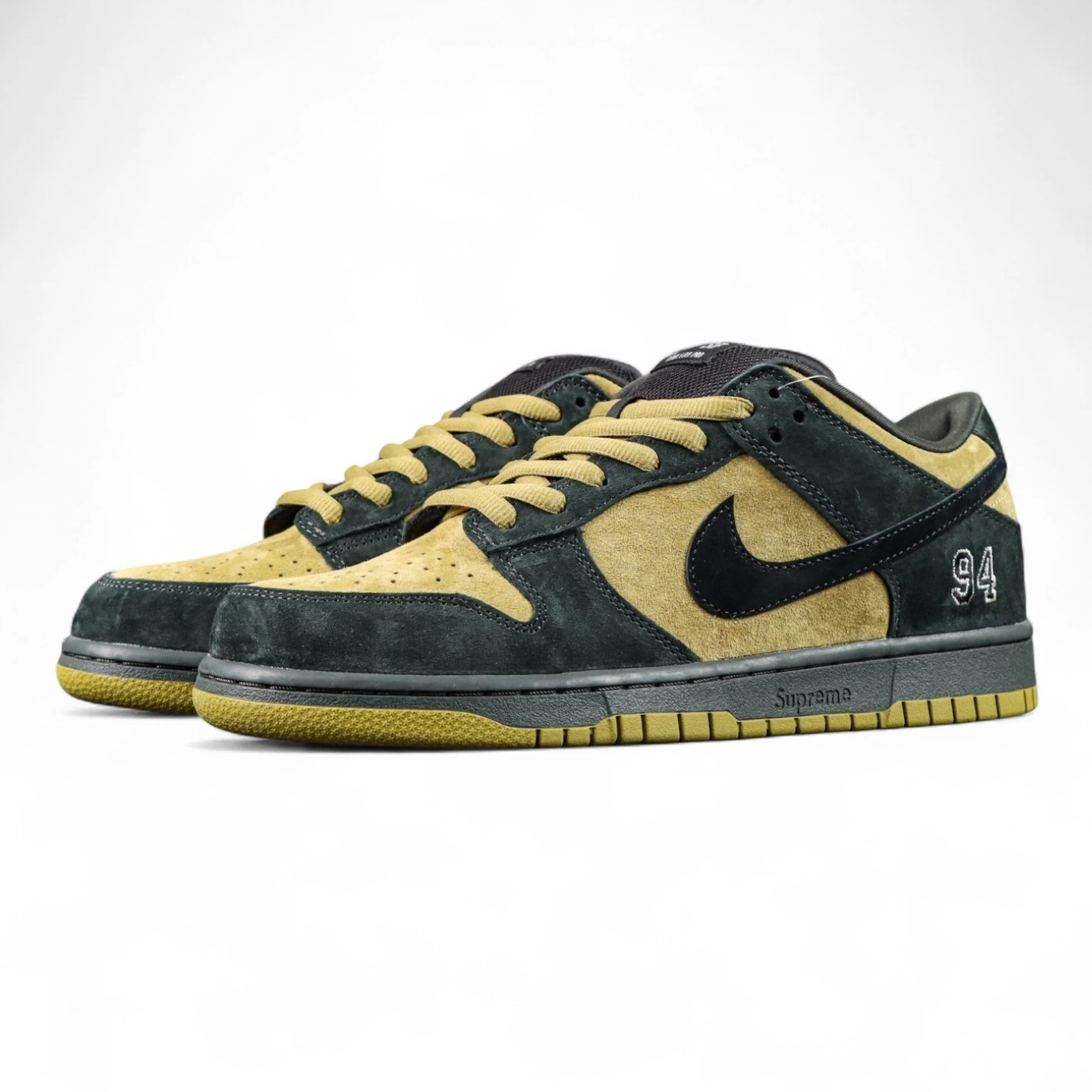 Sup X Dunk Low Sb Camper Green