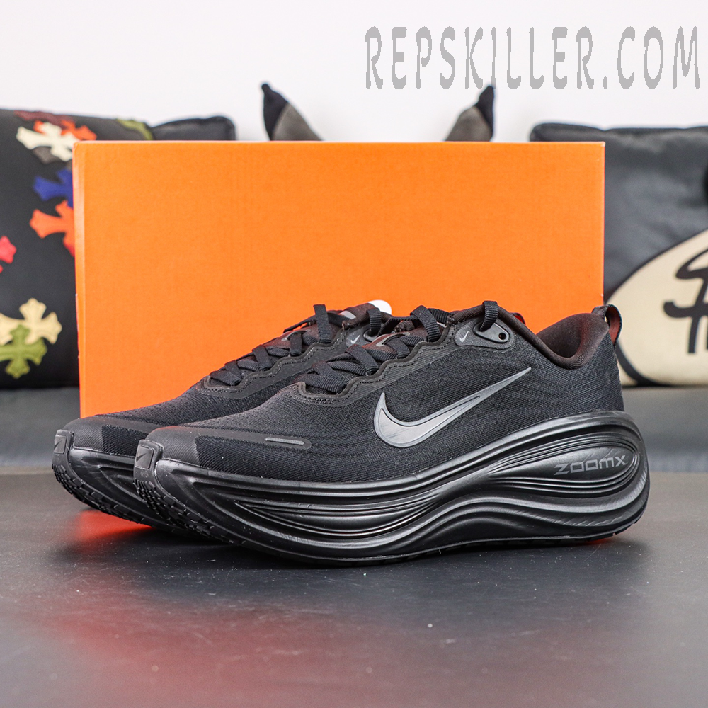 Nike-Vomero-Plus-Black-Metallic-Dark-Grey4.jpg.webp Nike Vomero Plus Black Metallic Dark Grey