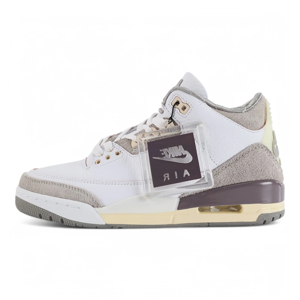 Rep-A-Ma-Maniere-x-Wmns-Air-Jordan-3-Retro-SP-Raised-By-Women-Replica.webp A Ma Maniere X Wmns Air Jordan 3 Retro Sp Raised By Women