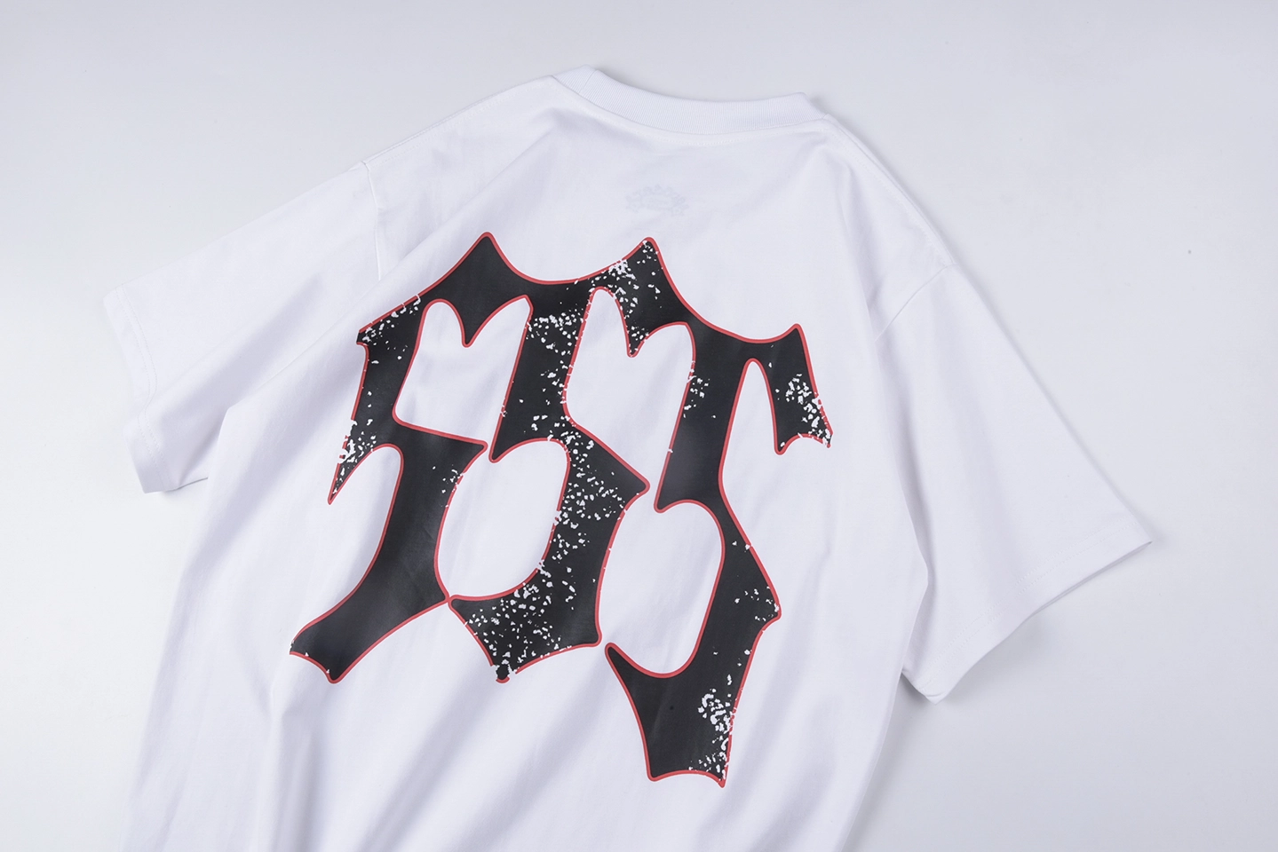 Sp5Der Gothic Logo Distressed Print T Shirt