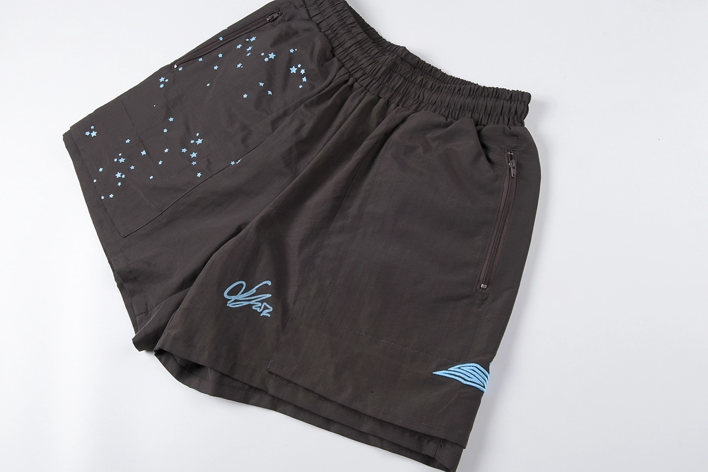 Sp5Der 55555 Worldwide Embroidered Starry Sky Shorts