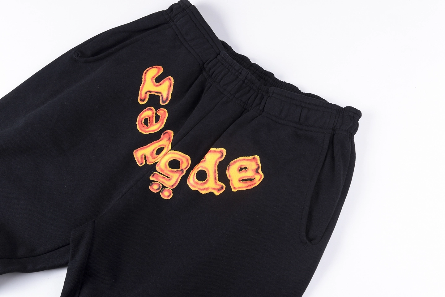 Sp5der-Black-Flame-Logo-Sweatpants1-1.webp Sp5Der Black Flame Logo Sweatpants