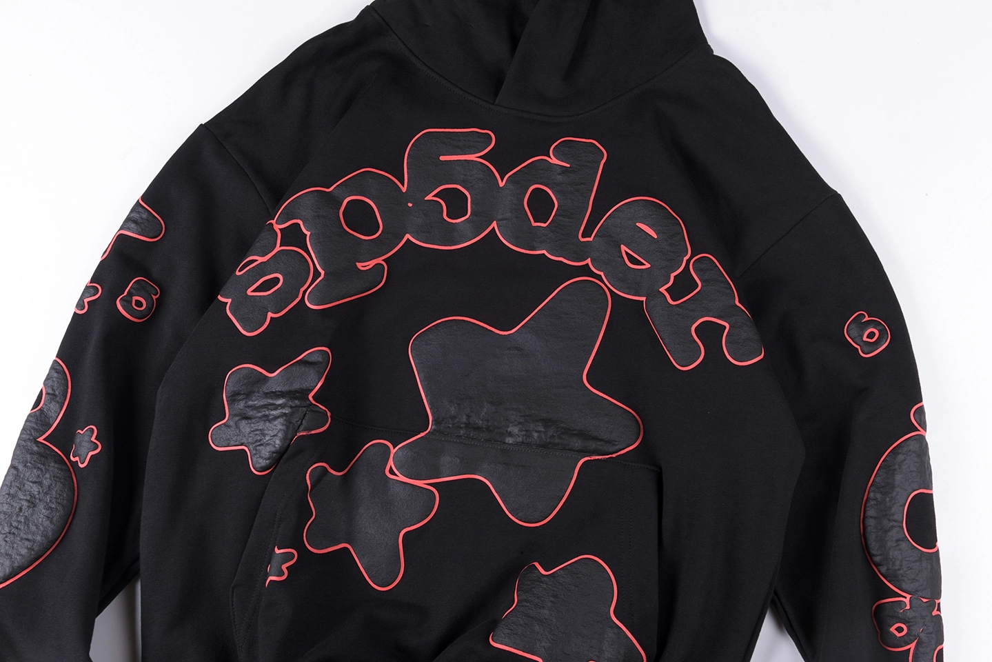Sp5der-Black-Red-Outline-Star-Graphic-Hoodie9.webp Sp5Der Black Red Outline Star Graphic Hoodie