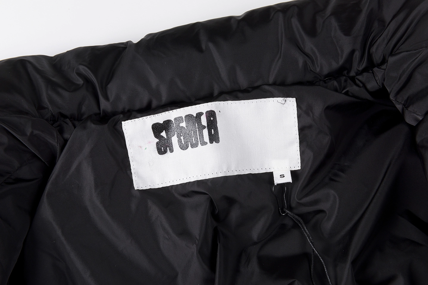 Sp5Der Black Star Logo Puffer Jacket