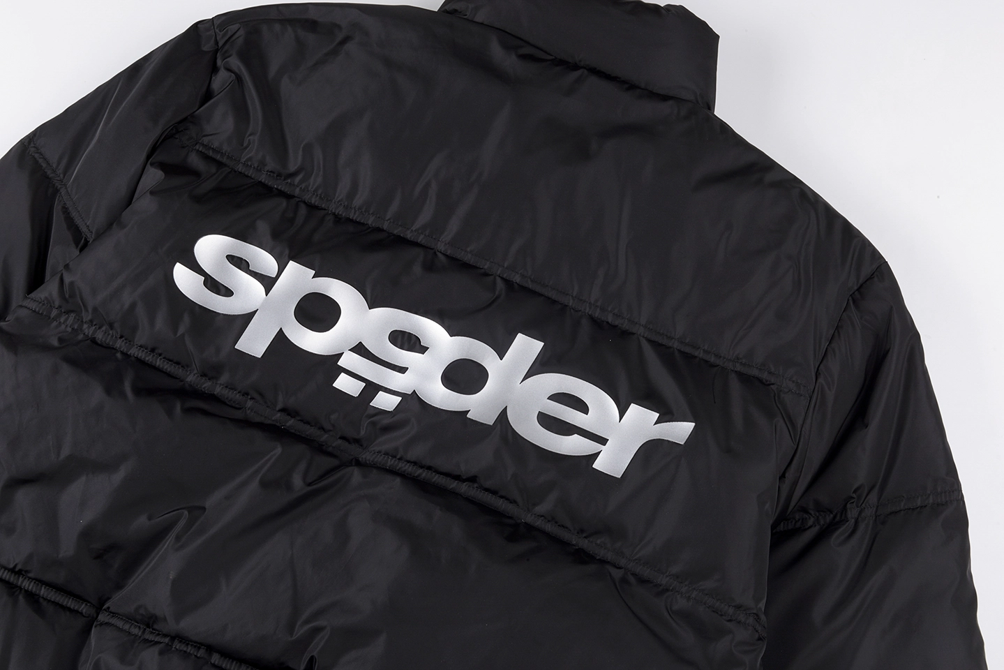 Sp5Der Black Star Logo Puffer Jacket