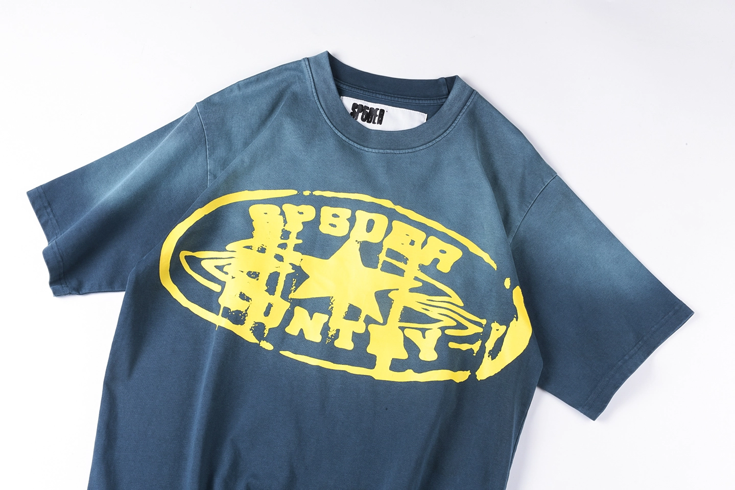 Sp5der-Blue-Planet-Graphic-Washed-T-Shirt6.webp Sp5Der Blue Planet Graphic Washed T Shirt
