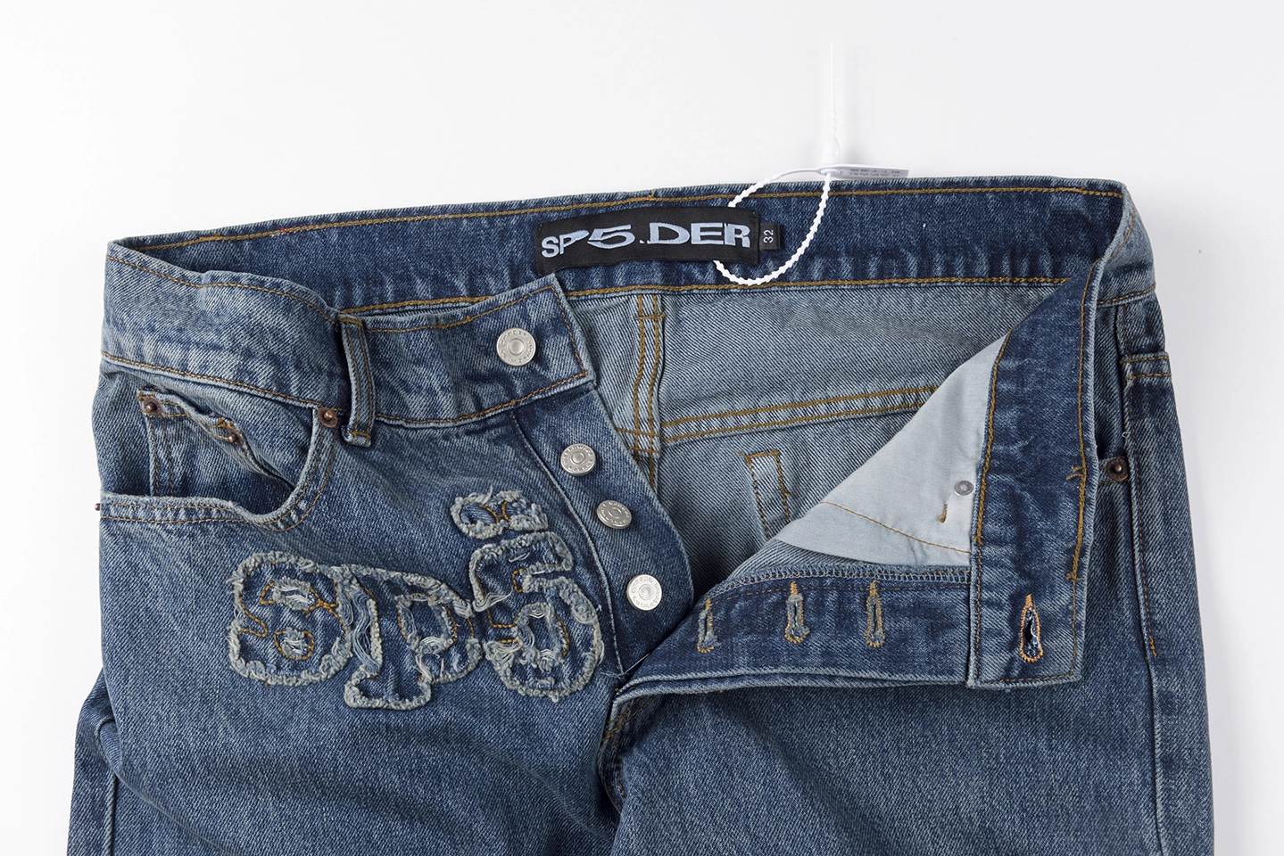 Sp5der-Blue-Washed-Logo-Embroidery-Denim-Jeans11.webp Sp5Der Blue Washed Logo Embroidery Denim Jeans