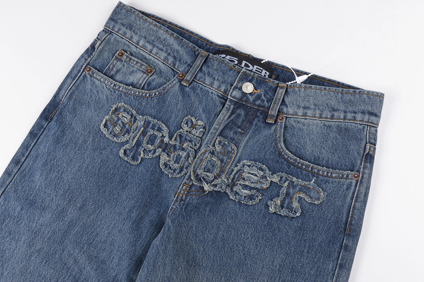 Sp5der-Blue-Washed-Logo-Embroidery-Denim-Jeans4.webp Sp5Der Blue Washed Logo Embroidery Denim Jeans