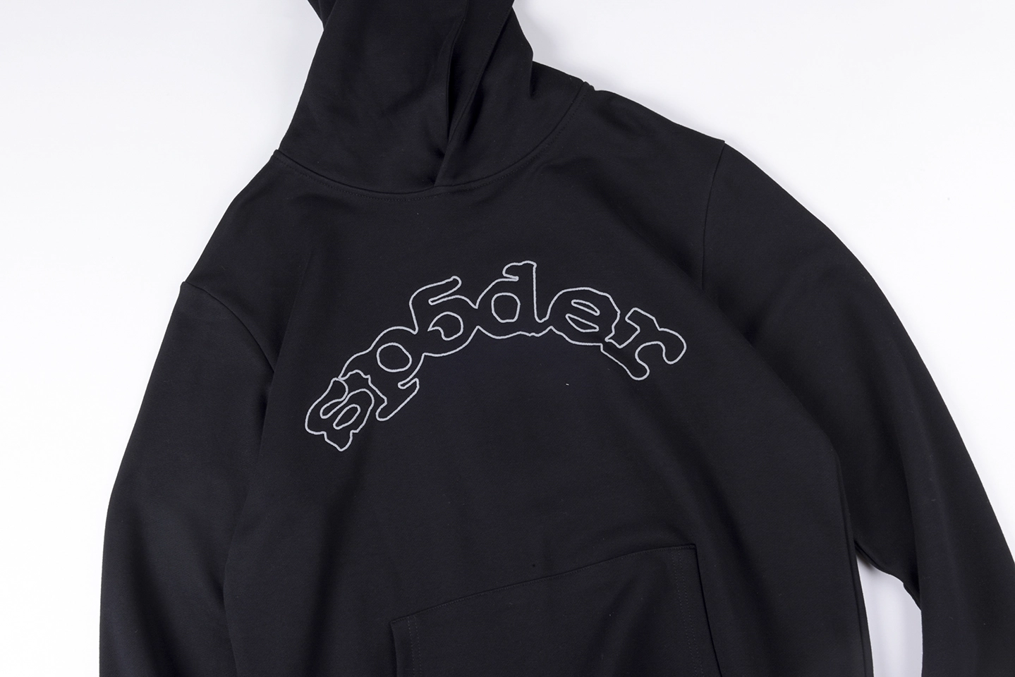 Sp5Der Embroidered Logo Hoodie