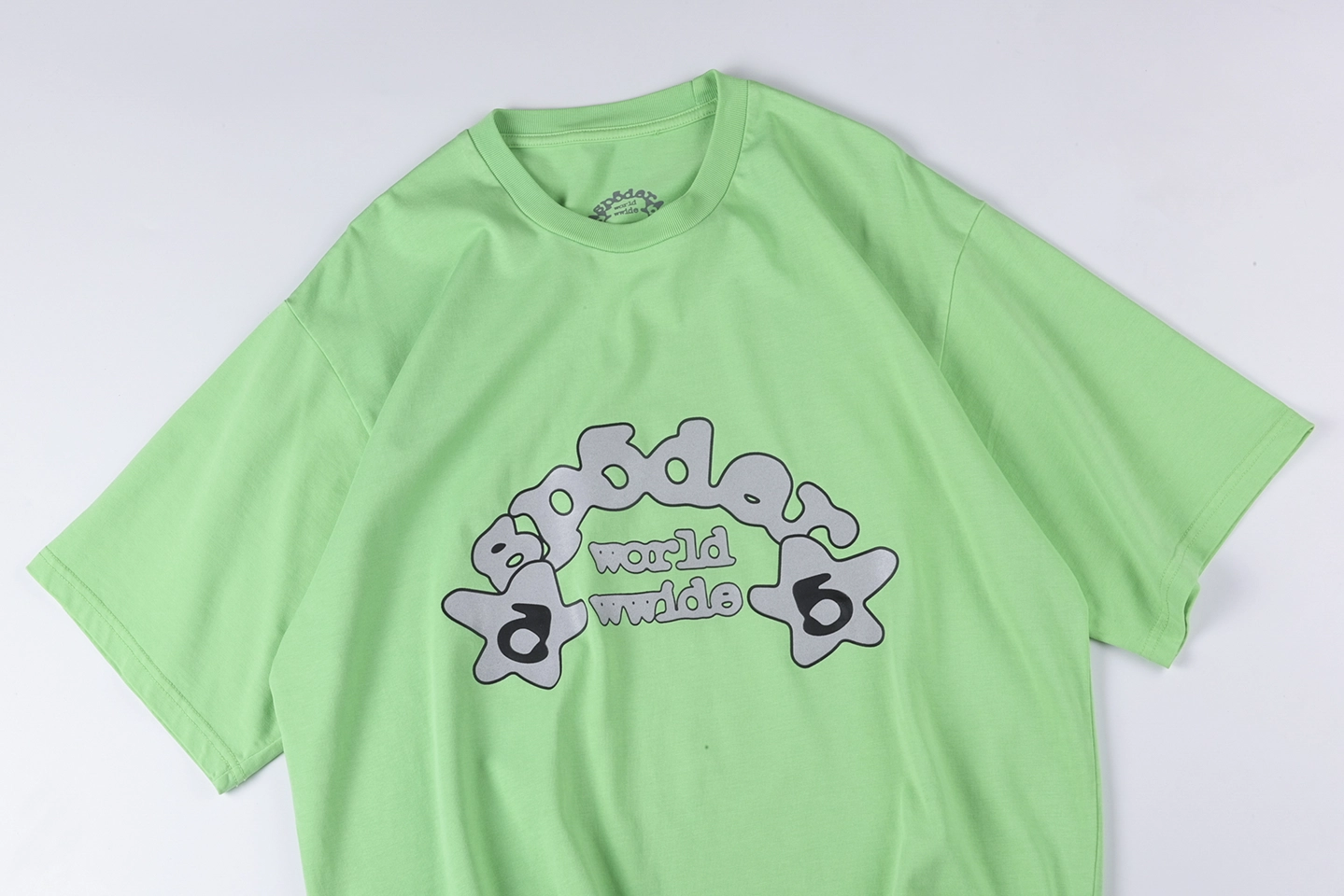 Sp5Der Green Star Logo Worldwide Graphic T Shirt