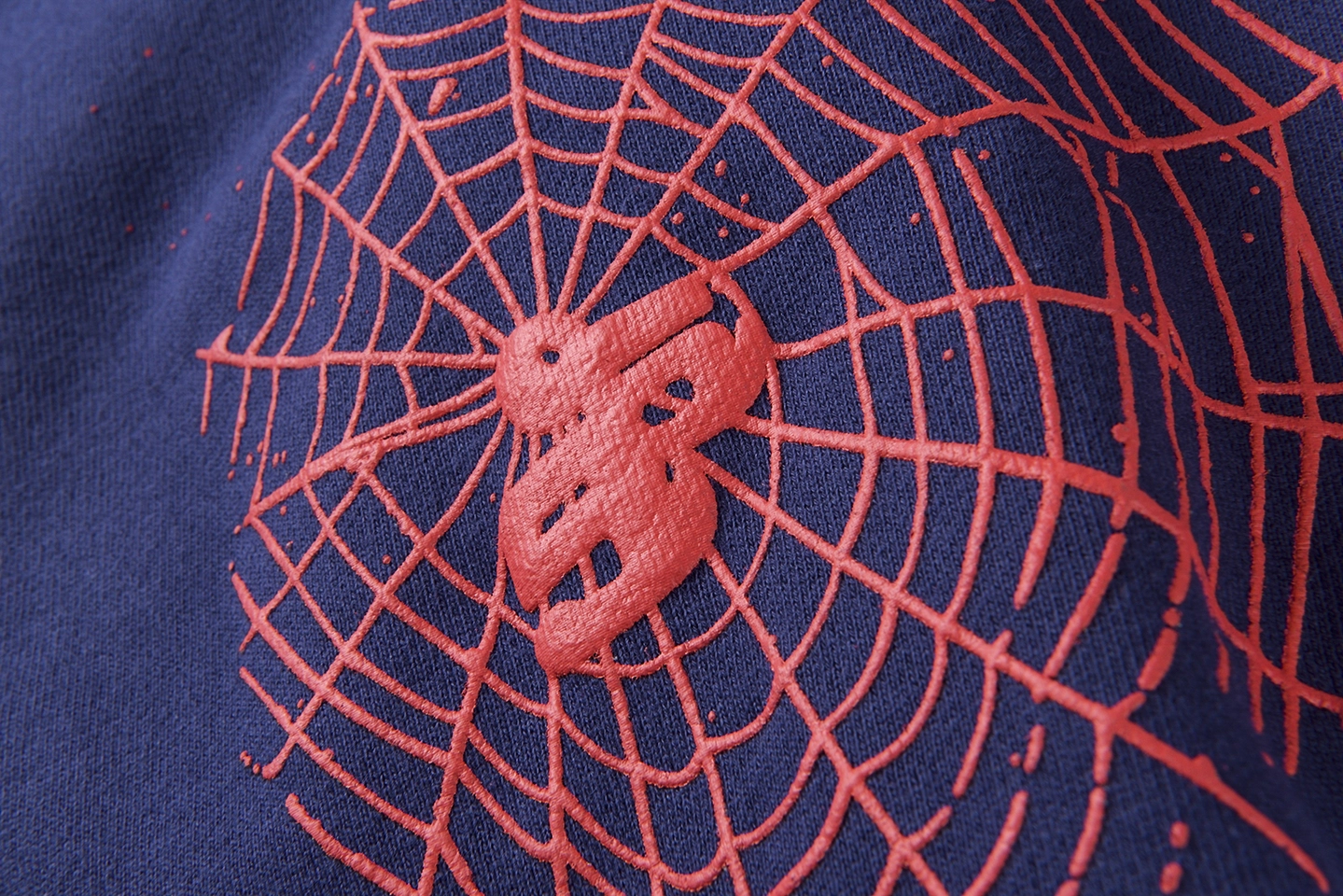 Sp5der-Insect-Groupe-Splatter-Web-Hoodie1.webp Sp5Der Insect Groupe Splatter Web Hoodie