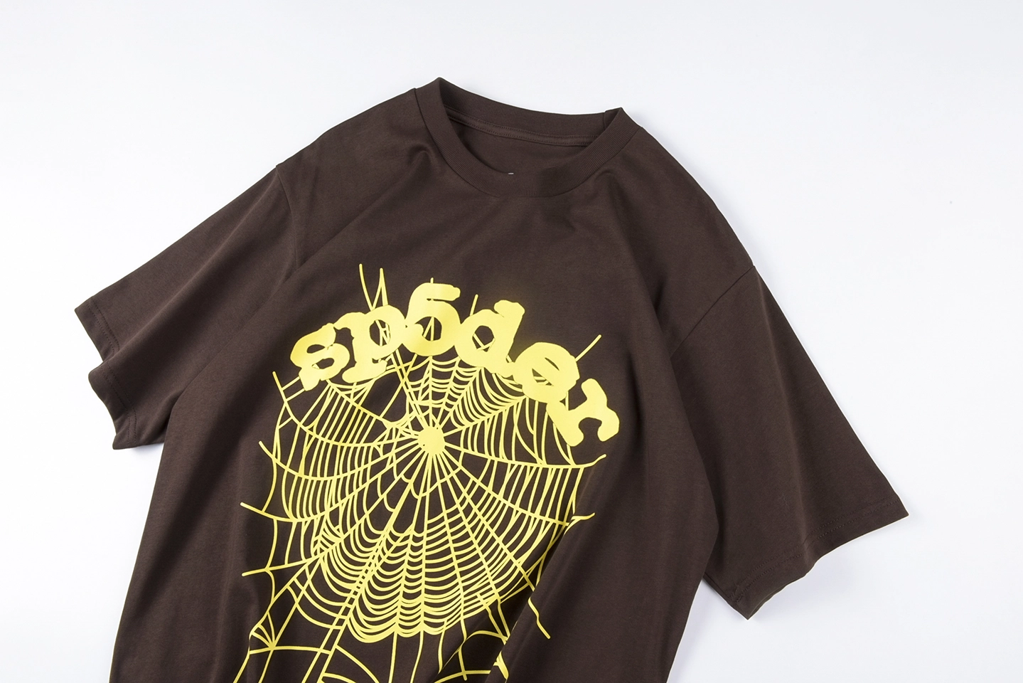 Sp5Der Mocha Goldweb Graphic T Shirt