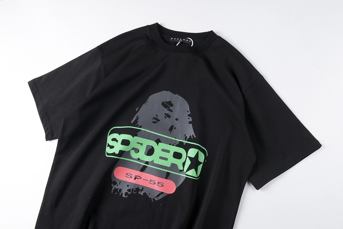 Sp5der-Reunion-555-Graphic-T-Shirt1.webp Sp5Der Reunion 555 Graphic T Shirt