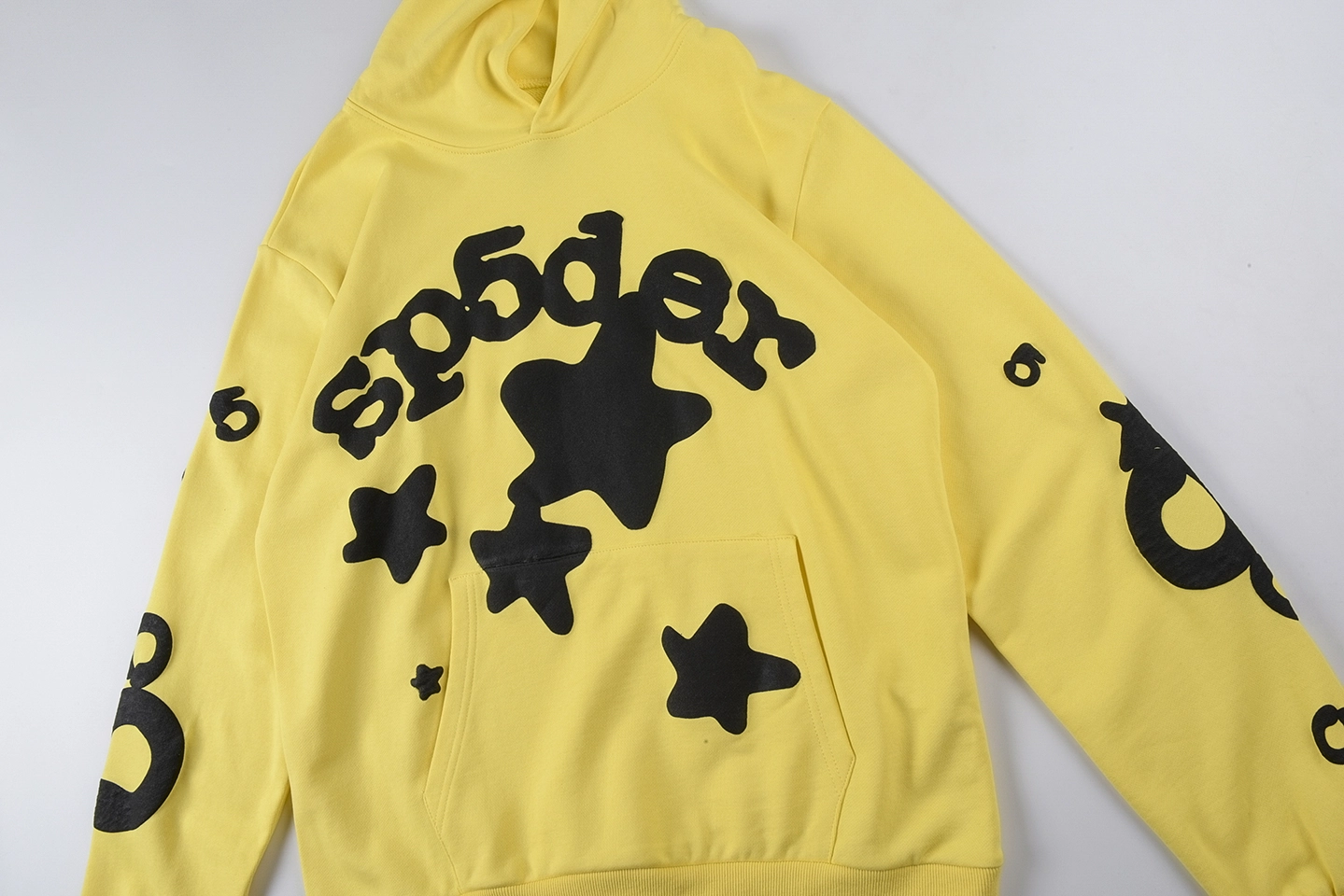 Sp5der-Star-Graphic-Hoodie2.webp Sp5Der Star Graphic Hoodie