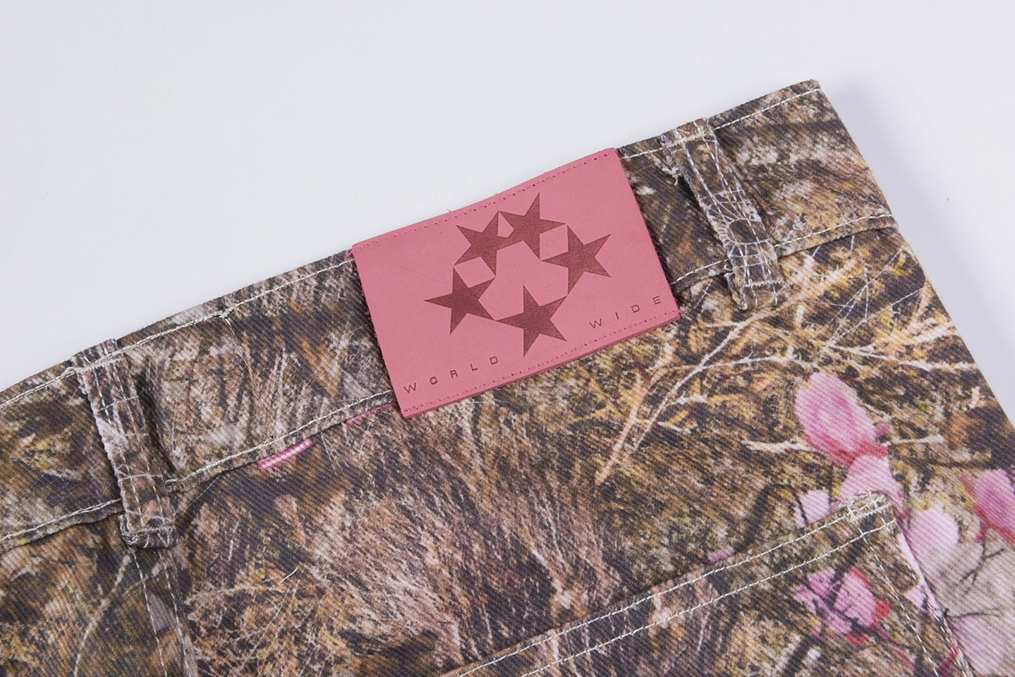 Sp5Der Woodland Blossom Camo Carpenter Pants